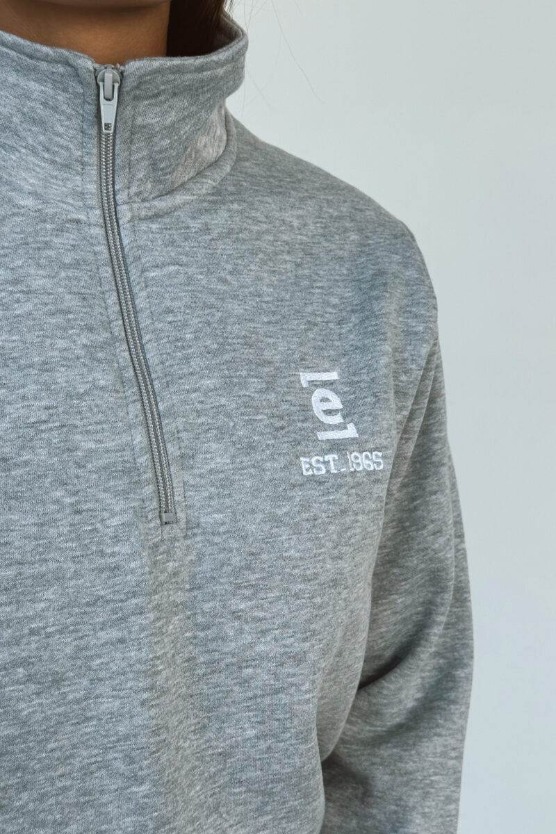 Sudadera con cremallera logo bordado