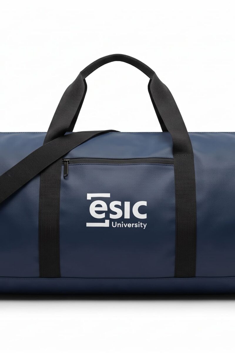 Bolsa deportiva RPET azul marino con asas negras